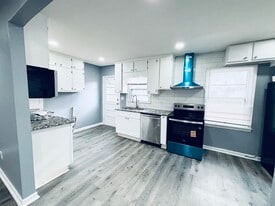 800 West Ave in Gainesville, GA - Building Photo