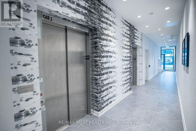 6 Chartwell Rd in Toronto, ON - Building Photo - Building Photo