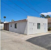 1013 Post St, Unit E in Redlands, CA - Building Photo