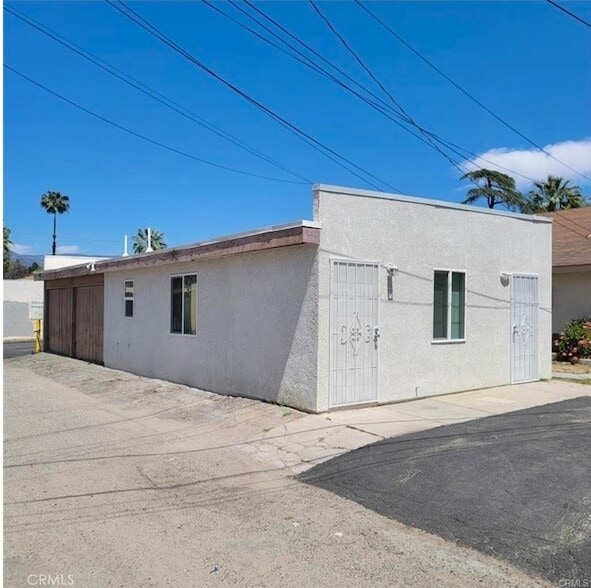 property at 1013 Post St