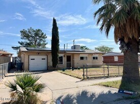 10040 Keystone Ln in El Paso, TX - Building Photo