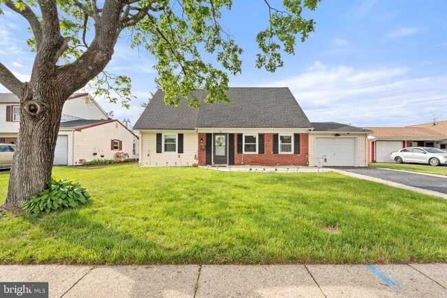 property at 35 Mullshire Ln