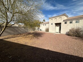 2650 La Costa Dr in Bullhead City, AZ - Foto de edificio - Building Photo