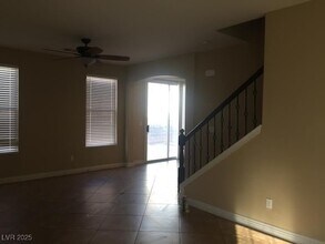 2513 Birds Nest Cactus Ct in Las Vegas, NV - Building Photo - Building Photo