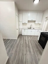 2627 East 4th St in Los Angeles, CA - Building Photo - Building Photo