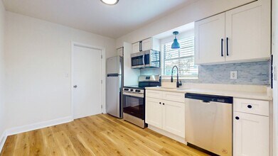6710 S Juanita St in Tampa, FL - Building Photo - Building Photo