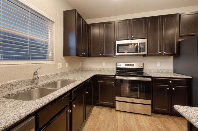7920 Barraport Dr in Colorado Springs, CO - Foto de edificio - Building Photo