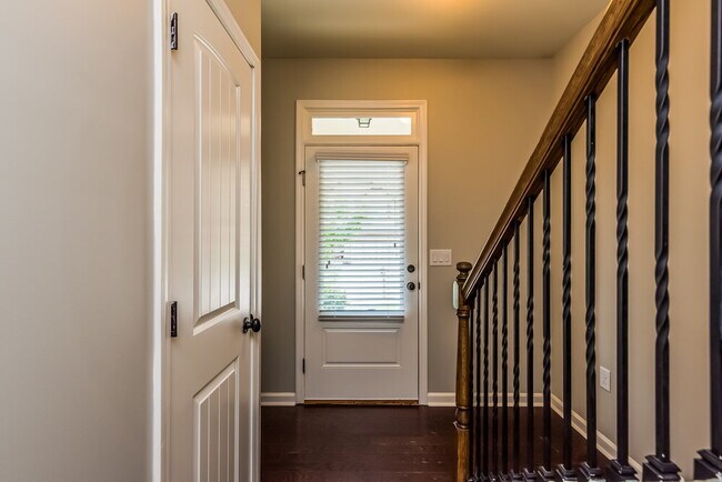 522 Broughton Dr in Canton, GA - Building Photo - Building Photo