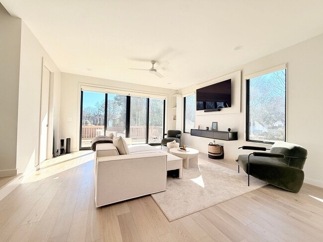 property at 716 Brighton Rd