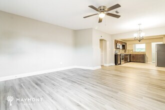 1161 Russell St in Clearwater, FL - Building Photo - Building Photo