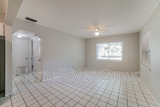 1241 61st Ave N in St. Petersburg, FL - Building Photo - Building Photo