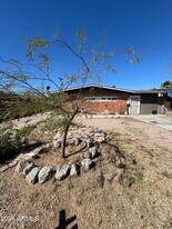 9406 N 5th Ave in Phoenix, AZ - Building Photo