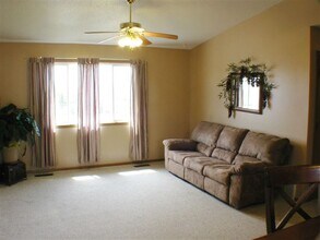 5512 Shaw Ct in Rapid City, SD - Building Photo - Building Photo