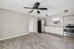 6832 Avenue I in Houston, TX - Building Photo