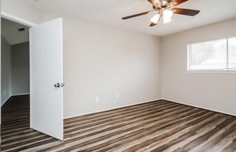 4516 Tylergate Dr in Spring, TX - Building Photo - Building Photo