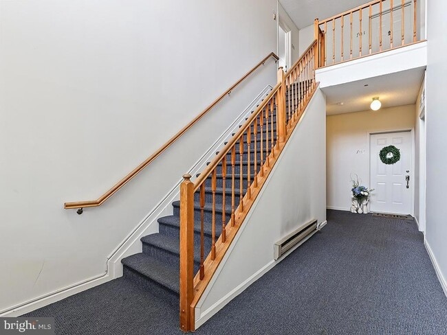 705 Eagles Chase Dr in Trenton, NJ - Building Photo - Building Photo