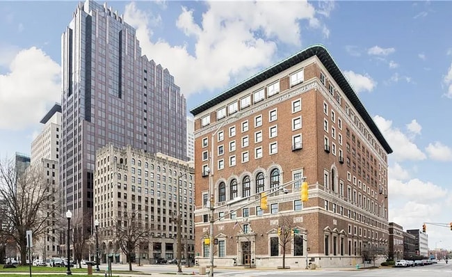 350 N Meridian St in Indianapolis, IN - Building Photo - Building Photo