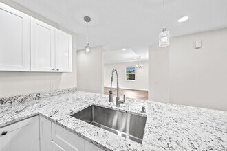 2326 Madrid Ave SE in Palm Bay, FL - Building Photo - Building Photo