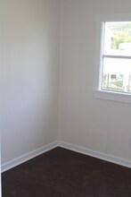 208 Mountain View Dr in Hampton, TN - Building Photo - Building Photo