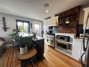 10 Pompeii St in Boston, MA - Building Photo - Building Photo