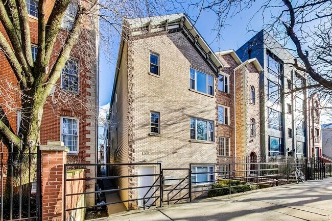1452 W Cortez St in Chicago, IL - Building Photo - Building Photo