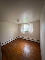 228 Victoria Rd in Dartmouth, NS - Building Photo