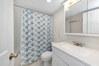 1580 Massachusetts Ave, Unit 8E in Cambridge, MA - Building Photo - Building Photo