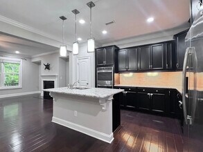 156 Wildfell Trl in Cary, NC - Foto de edificio - Building Photo