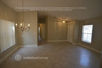 2051 NW 188th Ave in Pembroke Pines, FL - Building Photo - Building Photo