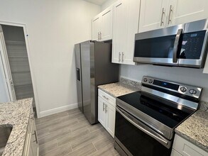 1602 Cumin Dr in Poinciana, FL - Building Photo - Building Photo