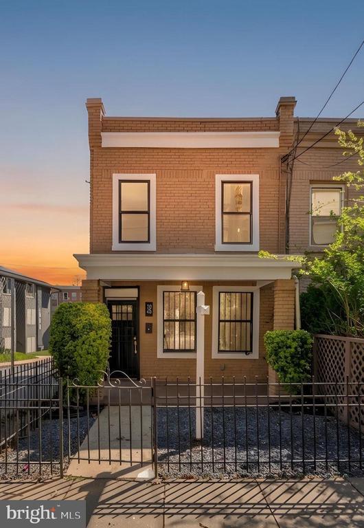 property at 1845 Corcoran St NE