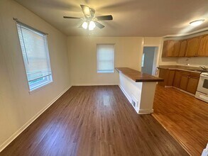 921 E 15th St in Chester, PA - Building Photo - Building Photo