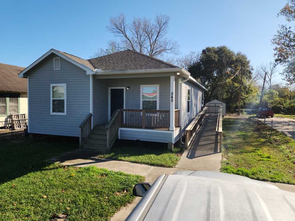 545 Euclid St in Beaumont, TX - Building Photo