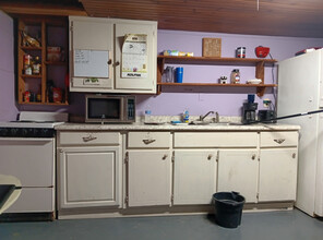 456 Pentecostal Campground Rd in Parsons, TN - Building Photo - Building Photo