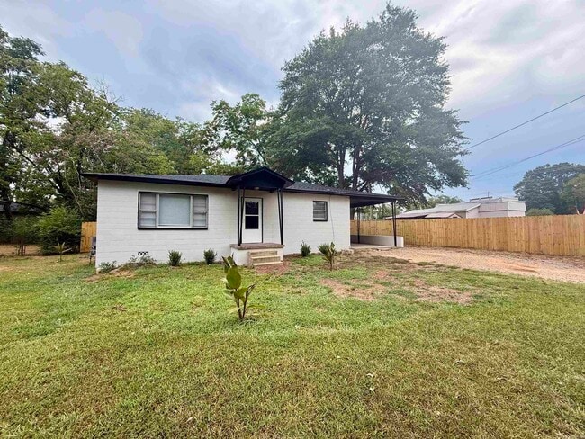 property at 115 S Conrad St