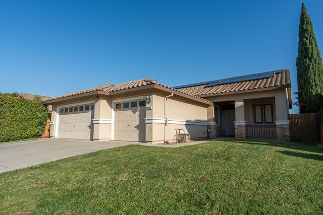 9236 Heathfield Way in Sacramento, CA - Building Photo - Building Photo