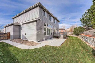 6212 S Valdai Ct in Aurora, CO - Building Photo