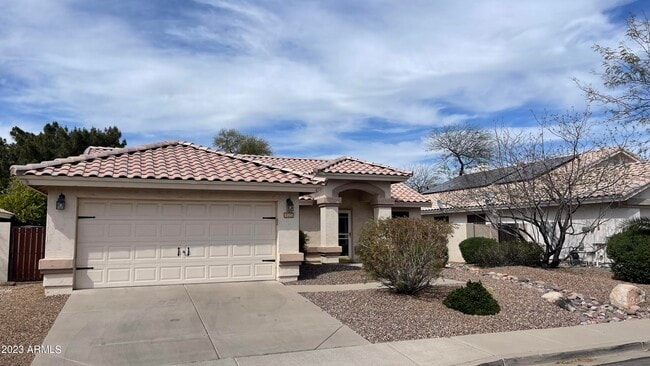 1350 W Canary Way in Chandler, AZ - Building Photo - Building Photo