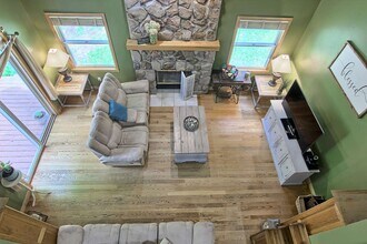 4440 Ground Pine Trail in Traverse City, MI - Building Photo - Building Photo