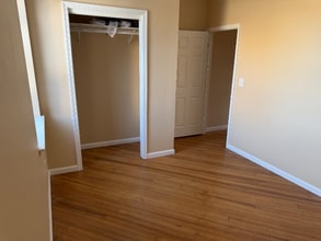 56 S 3rd St in Easton, PA - Foto de edificio - Building Photo