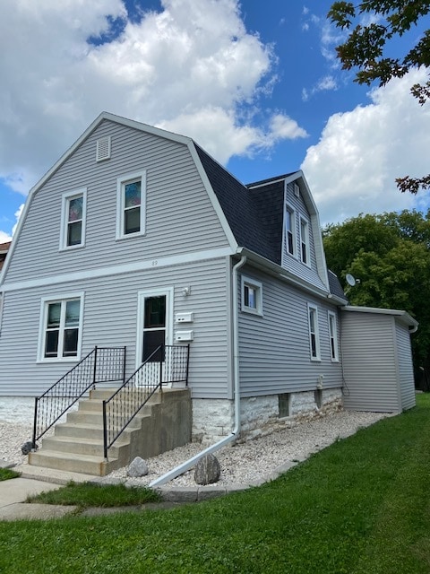 89 N Park Ave, Unit 89 Upper