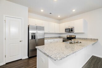 7567 Tender Heart Cir in Belville, NC - Building Photo - Building Photo