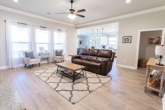 424 Mangrove Ln in Bossier City, LA - Building Photo - Building Photo