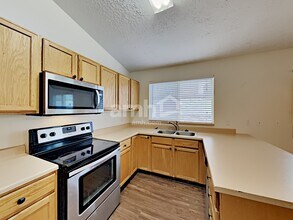 6868 Jackling Way in West Jordan, UT - Building Photo - Building Photo