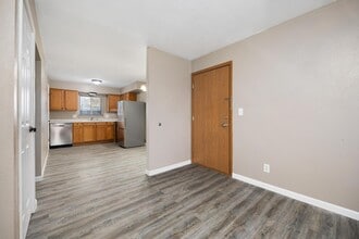 Forest Hill Apartments in Peoria, IL - Building Photo - Building Photo