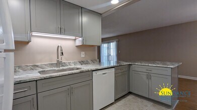 308 Miracle Strip Parkway 15-C C in Fort Walton Beach, FL - Building Photo - Building Photo