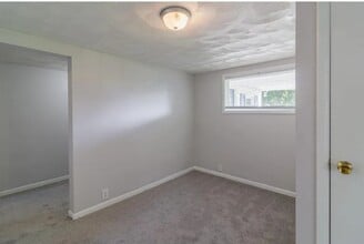 78 3rd St in Peebles, OH - Building Photo - Building Photo