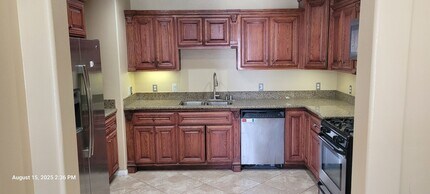 972 Monserate Ave in Chula Vista, CA - Building Photo - Building Photo