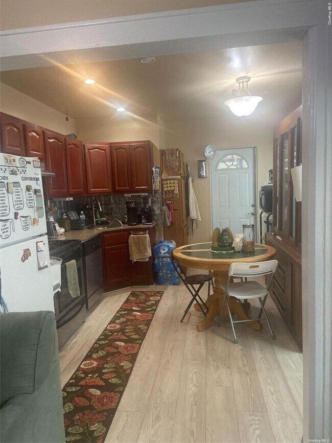 116-11 168th St-Unit -1 in Queens, NY - Building Photo - Building Photo