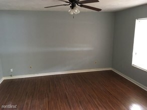 5578 Lumberjack Ln in Tallahassee, FL - Foto de edificio - Building Photo